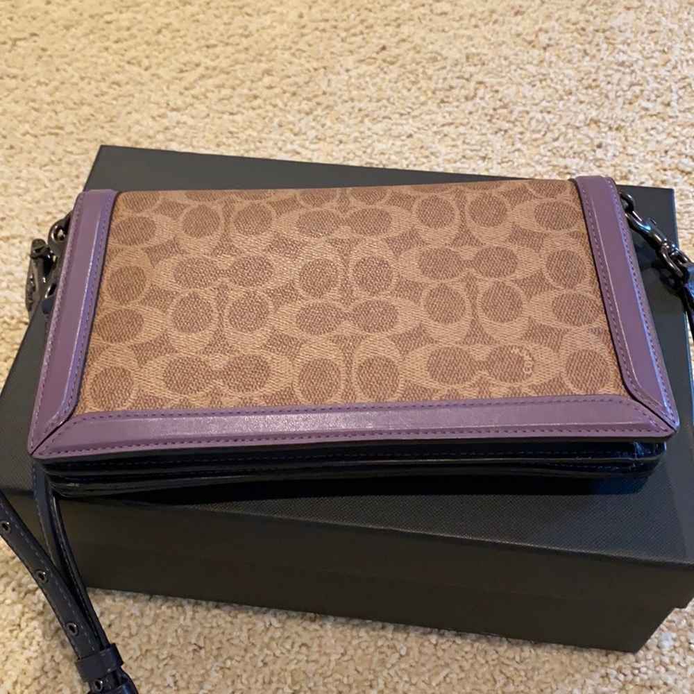 Bag - Picture 3 of 7